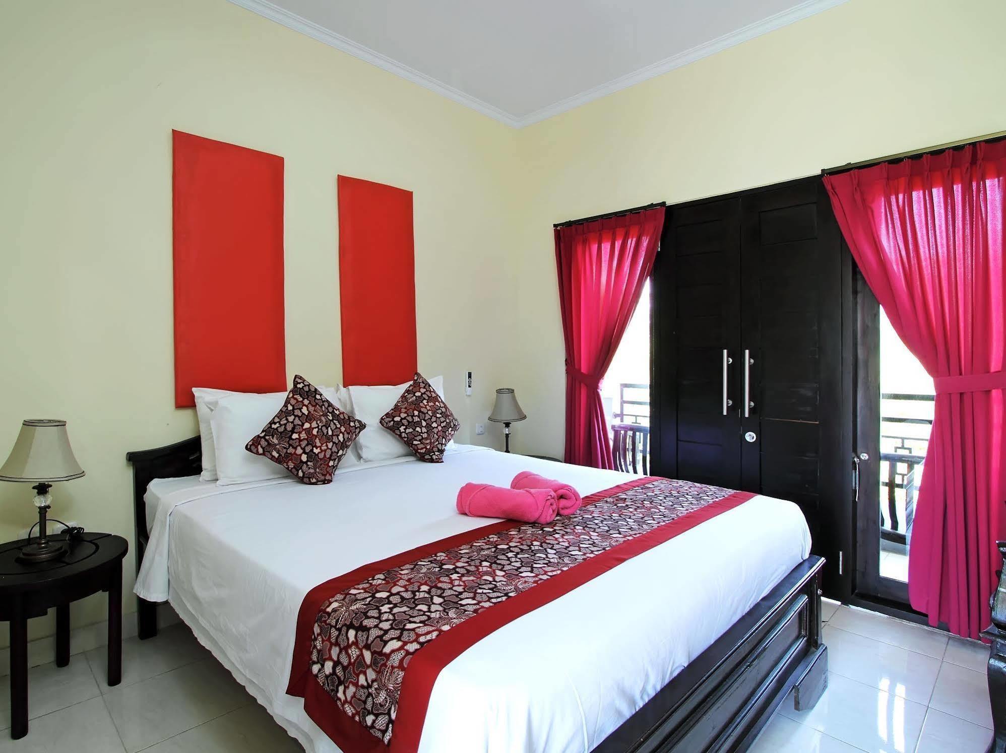 Hotel Ramantika Bali House à Jimbaran Extérieur photo